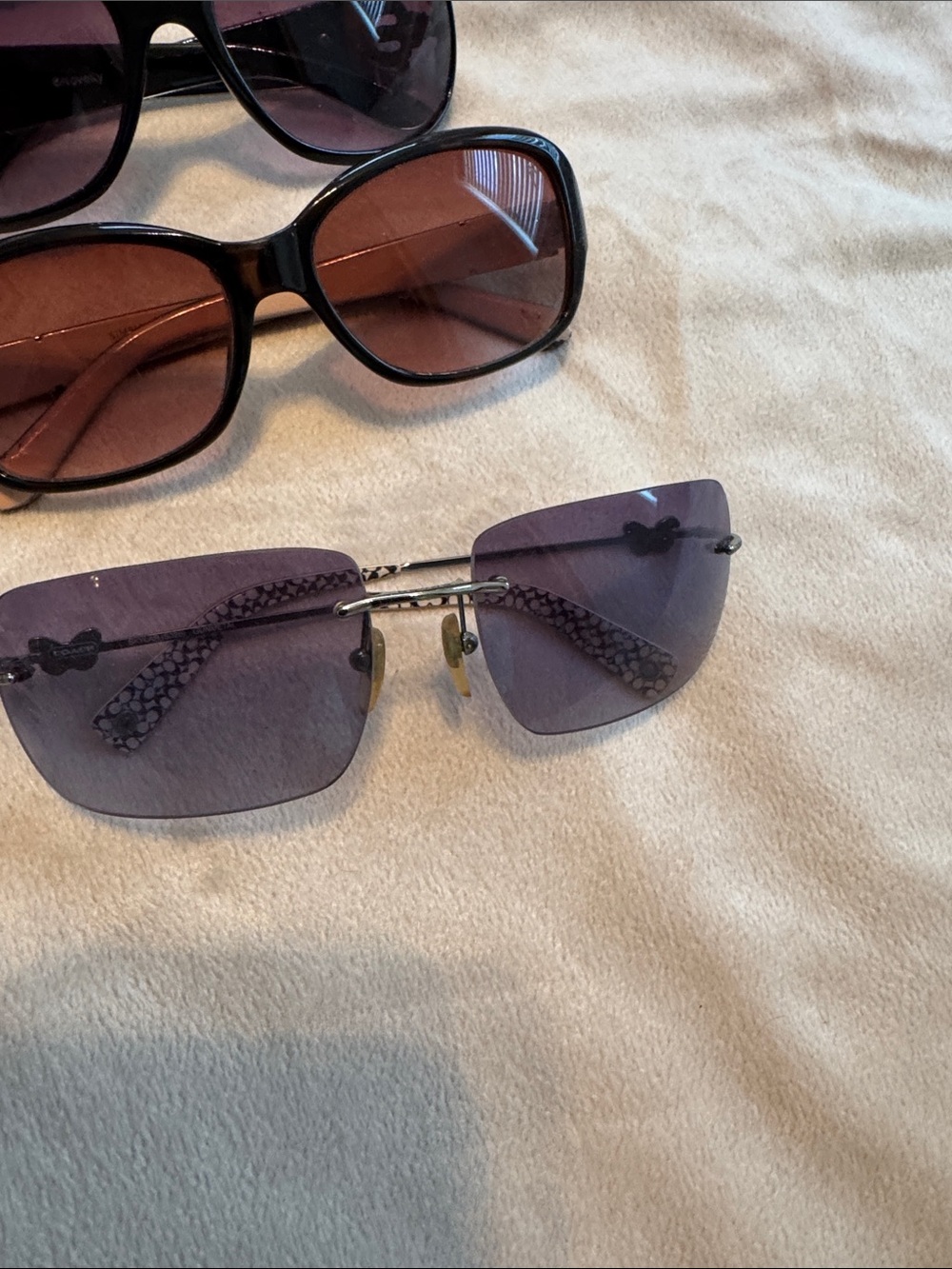 Assorted Women's Sunglasses - Black & Brown Styles - Picture 3 of 6